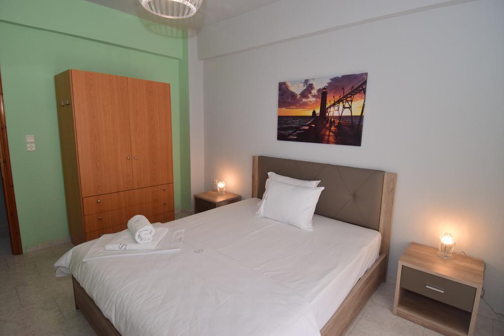 אספרובלטה Bourlis Apartments מראה חיצוני תמונה