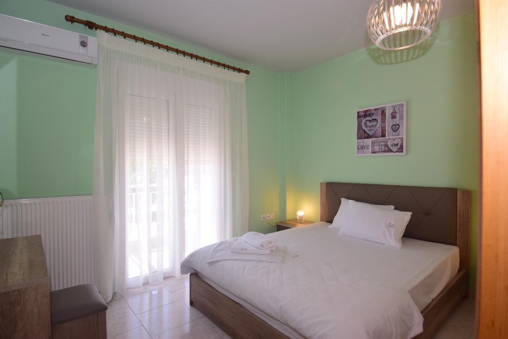 אספרובלטה Bourlis Apartments מראה חיצוני תמונה
