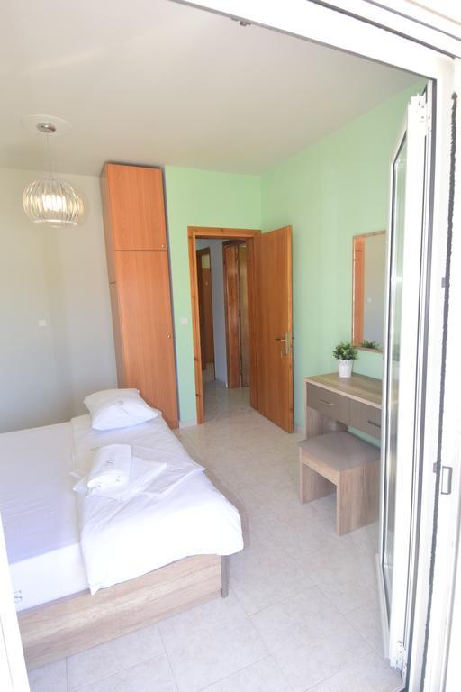 אספרובלטה Bourlis Apartments מראה חיצוני תמונה