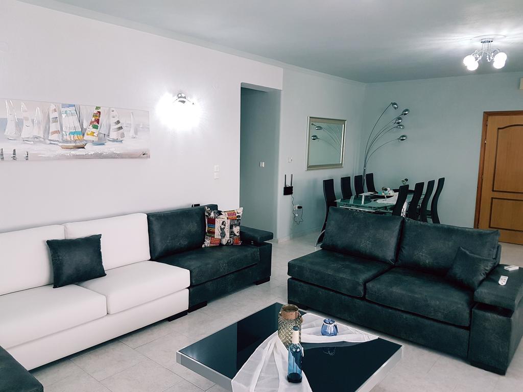 אספרובלטה Bourlis Apartments מראה חיצוני תמונה