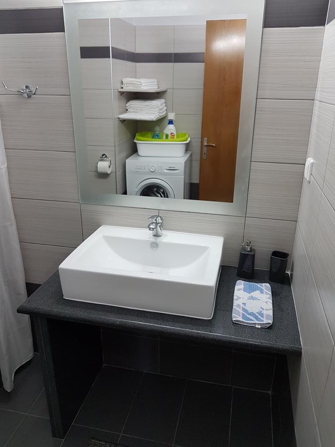 אספרובלטה Bourlis Apartments מראה חיצוני תמונה