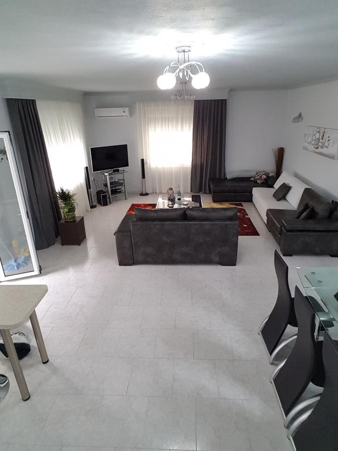 אספרובלטה Bourlis Apartments מראה חיצוני תמונה