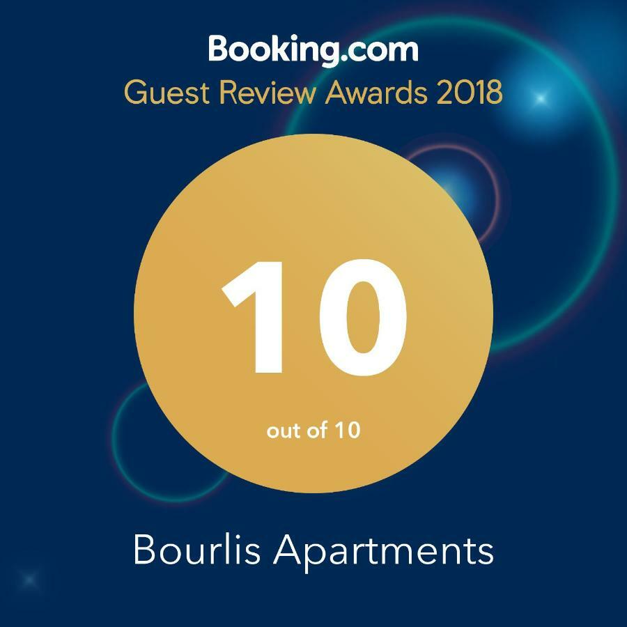 אספרובלטה Bourlis Apartments מראה חיצוני תמונה